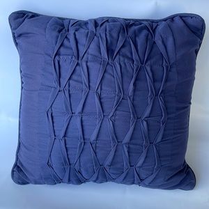 Kohl’s Department Stores 16in x 16in Purple Accent Pillow